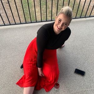 Meet your Posher, Juliesa